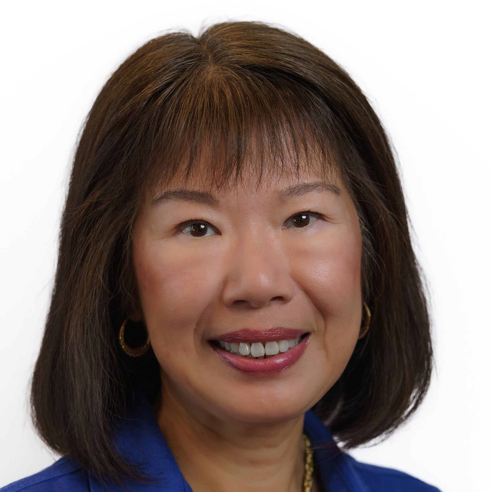 headshot of Wanda Pan '77