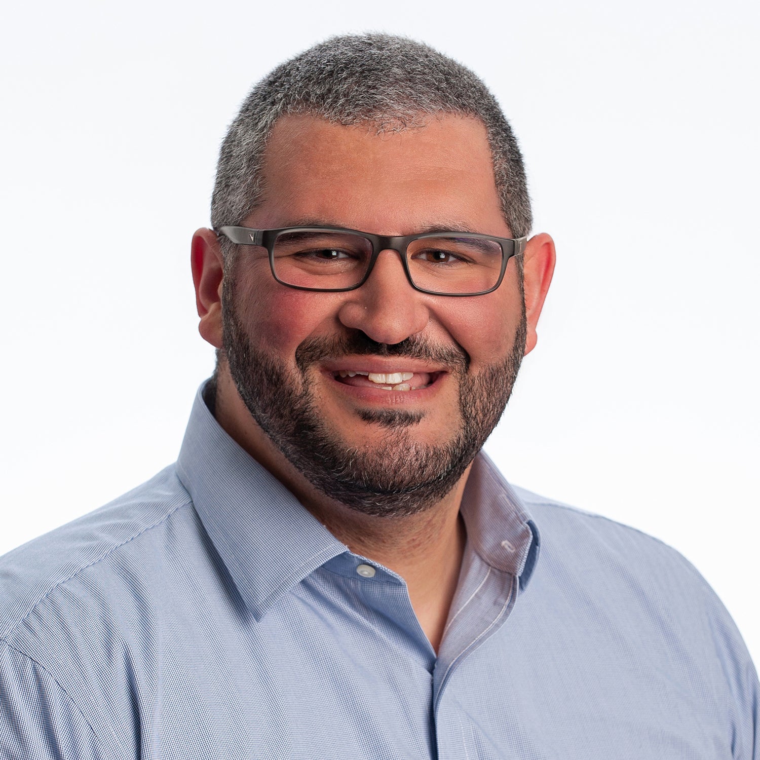 headshot of Sacha Abinader ’05