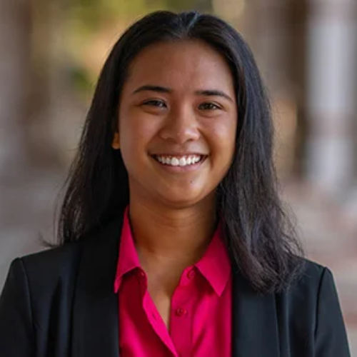 headshot of Chloe Oani '21