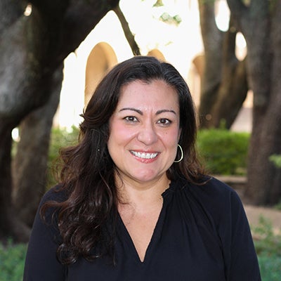 Headshot of Christina Woods