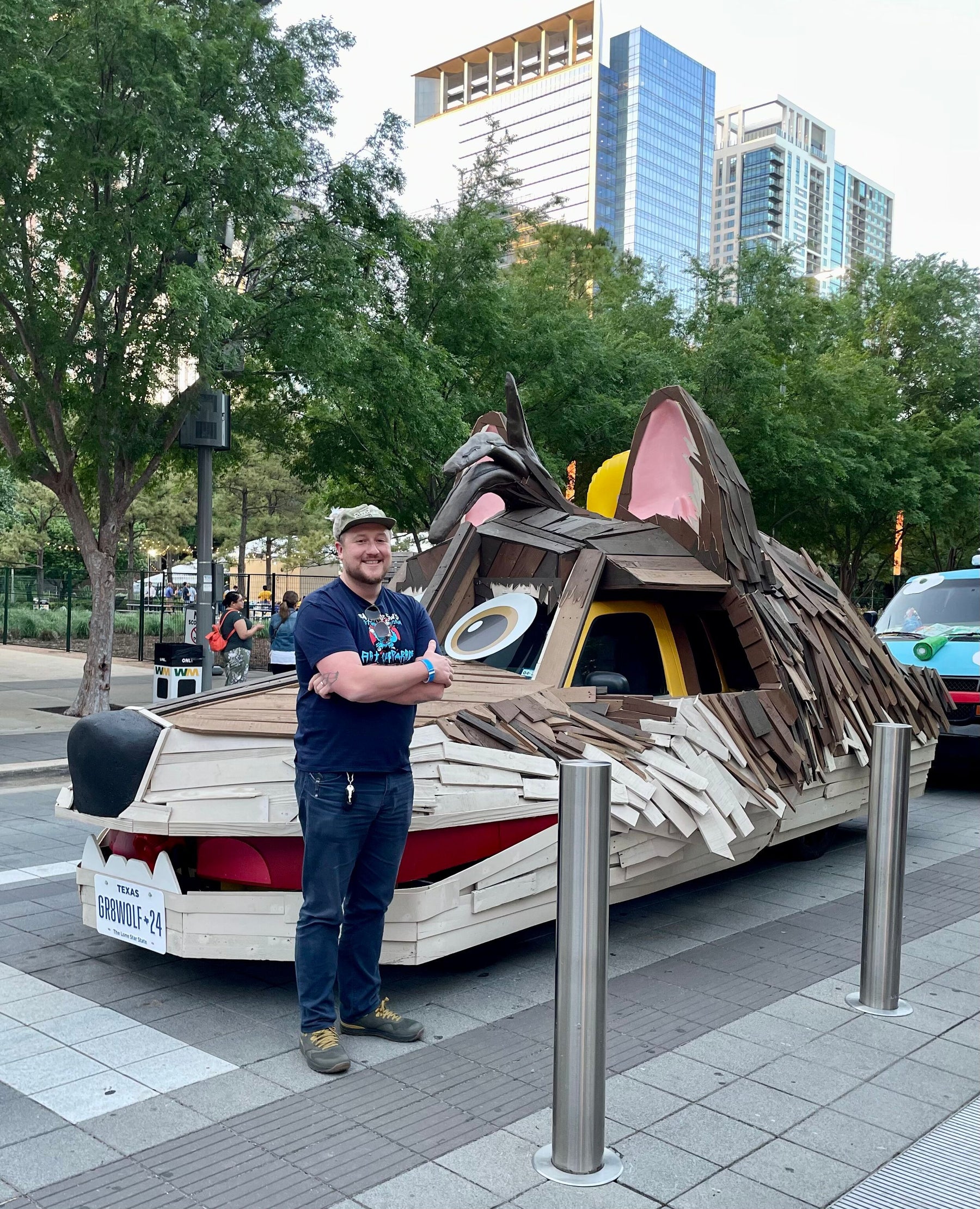 Logan with Great Wolf Lodge art car